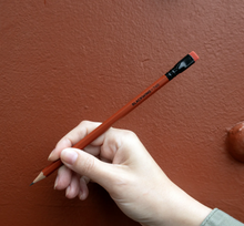 Load image into Gallery viewer, pencil . blackwing Volume 746 . The Golden Gate Bridge