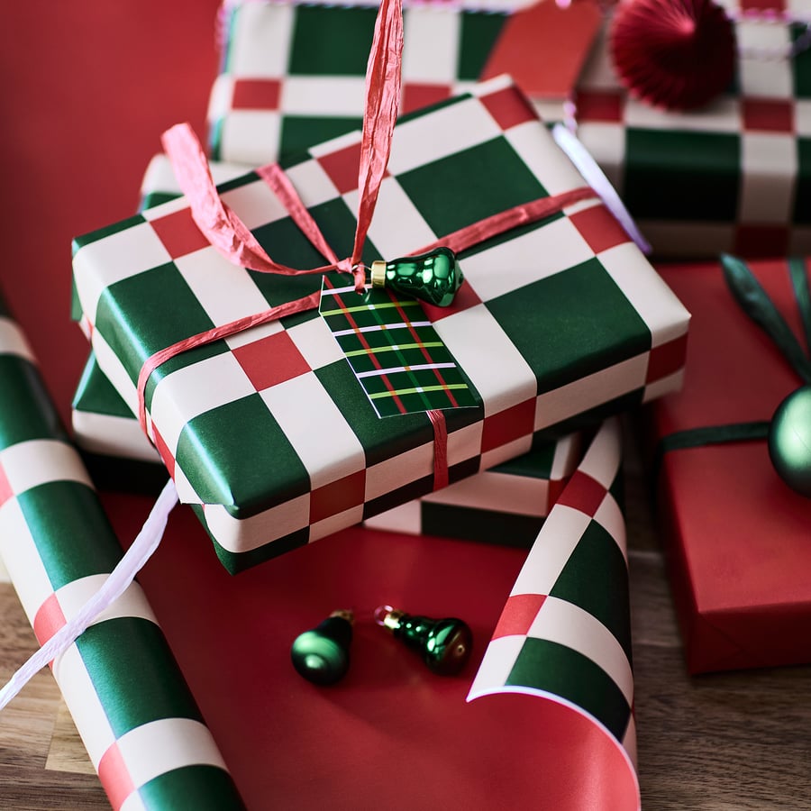 christmas wrapping paper (1 roll)
